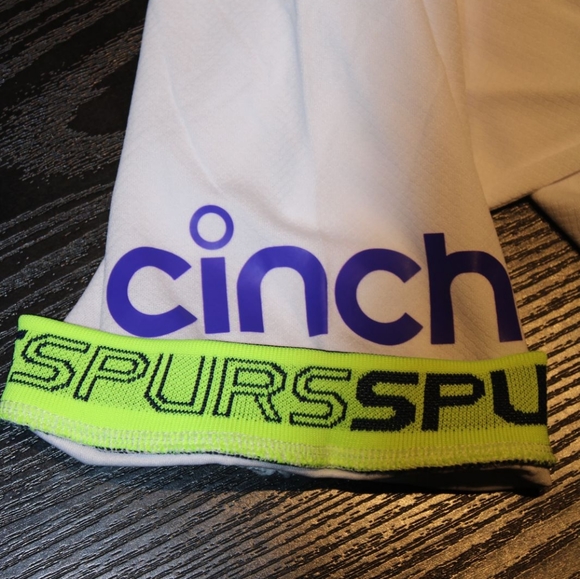 Authentic Tottenham Jersey 2022 - 2023 - Picture 4 of 9